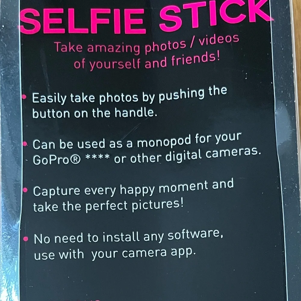 Selfie Stick by Rue 21. Purple New in original package.